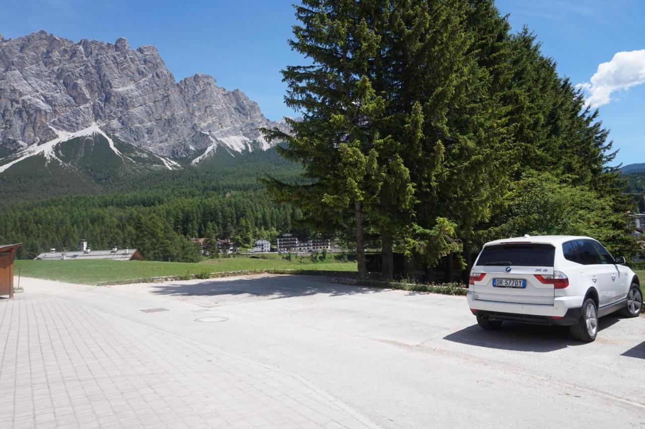 Cadin Apartment Cortina dʼAmpezzo Exterior foto